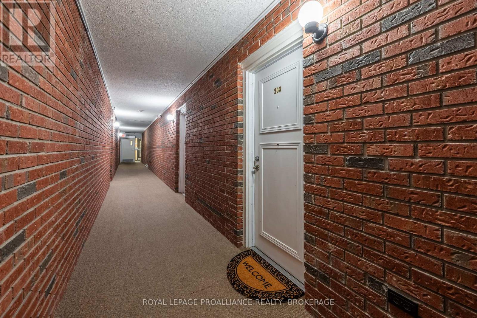 203 - 845 Milford Drive, Kingston (North Of Taylor-Kidd Blvd), Ontario  K7P 1A7 - Photo 8 - X12511378