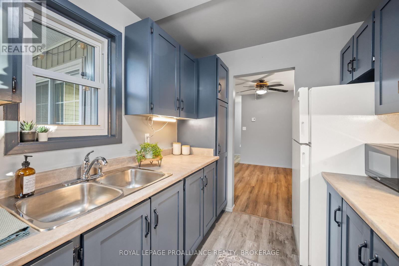 203 - 845 Milford Drive, Kingston (North Of Taylor-Kidd Blvd), Ontario  K7P 1A7 - Photo 16 - X12511378