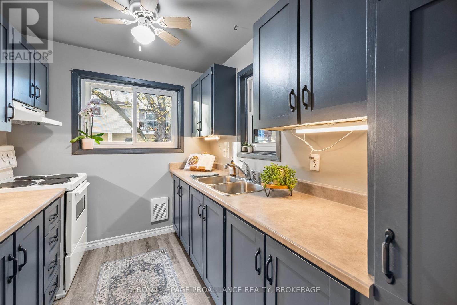 203 - 845 Milford Drive, Kingston (North Of Taylor-Kidd Blvd), Ontario  K7P 1A7 - Photo 15 - X12511378