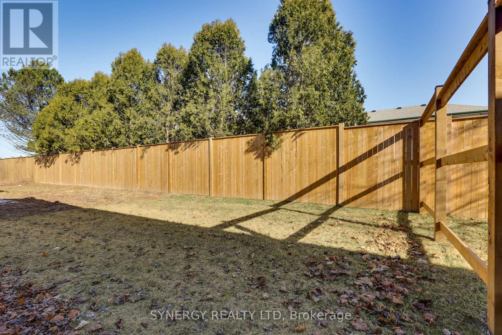 3 Haddon Lane, Strathroy-Caradoc, Ontario N7G 0B9 - Photo 35 - X12380415