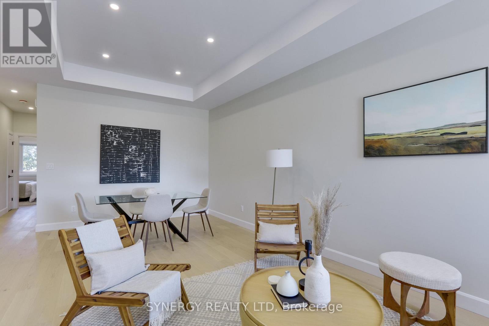 3 Haddon Lane, Strathroy-Caradoc, Ontario N7G 0B9 - Photo 5 - X12380415