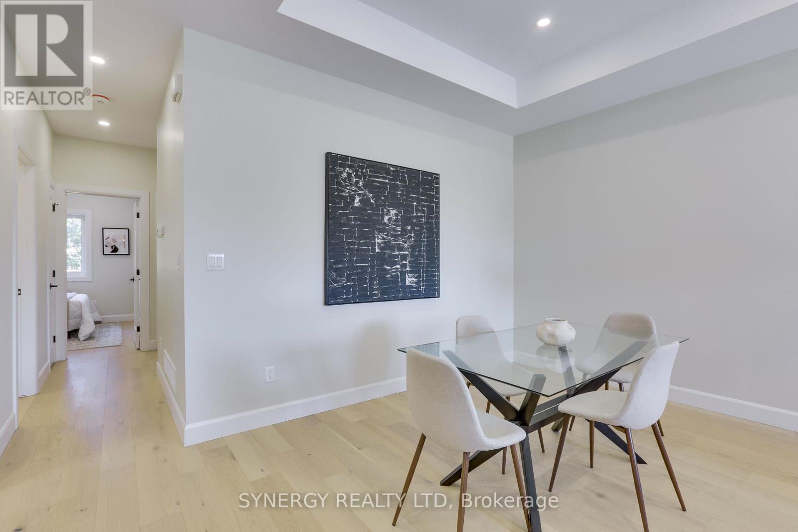 3 Haddon Lane, Strathroy-Caradoc, Ontario N7G 0B9 - Photo 7 - X12380415