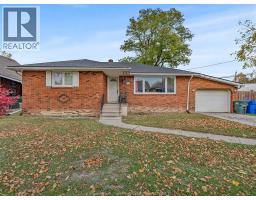 1742 PIERRE, Windsor, Ontario