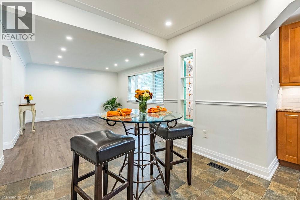 105 Mcelroy Road E, Hamilton, Ontario  L9A 1Z1 - Photo 9 - 40785852