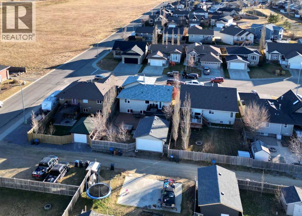 2 Holbrook Place, Sylvan Lake, Alberta  T4S 2P2 - Photo 33 - A2268679