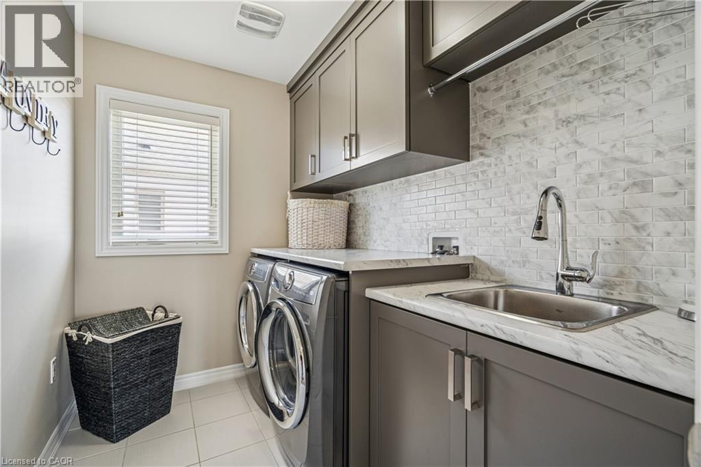 220 Harpin Way E, Fergus, Ontario  N1M 0G8 - Photo 19 - 40785720