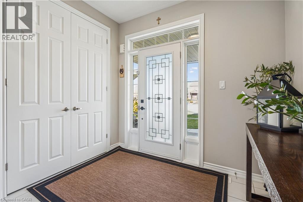 220 Harpin Way E, Fergus, Ontario  N1M 0G8 - Photo 5 - 40785720