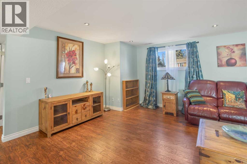 5709 55th Avenue, Lacombe, Alberta  T4L 1L8 - Photo 26 - A2268686