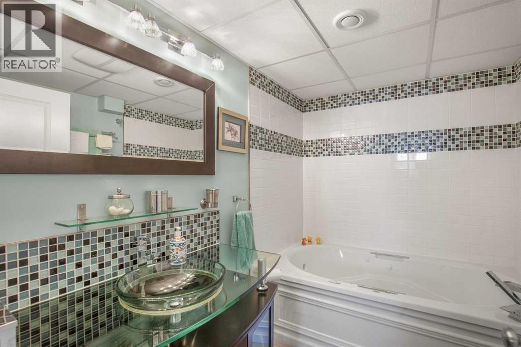 5709 55th Avenue, Lacombe, Alberta  T4L 1L8 - Photo 29 - A2268686