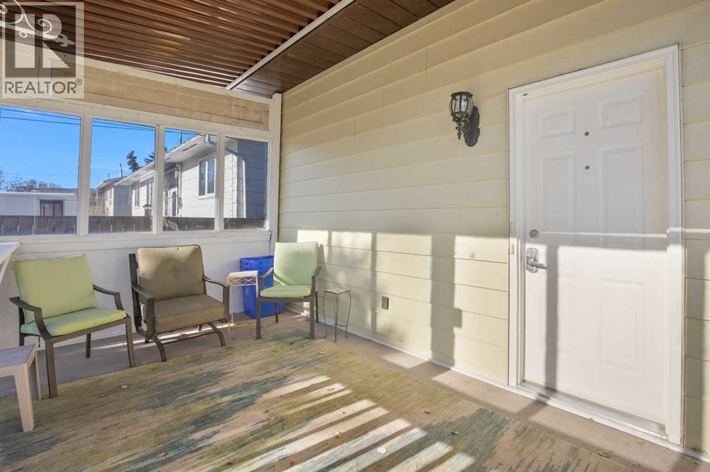 5709 55th Avenue, Lacombe, Alberta  T4L 1L8 - Photo 32 - A2268686