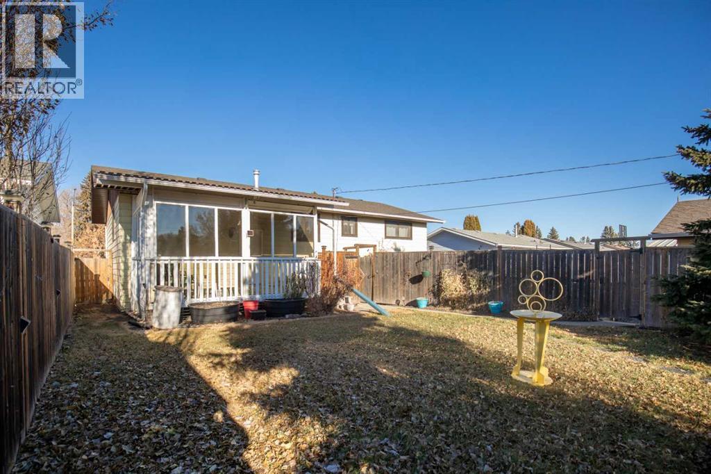 5709 55th Avenue, Lacombe, Alberta  T4L 1L8 - Photo 34 - A2268686