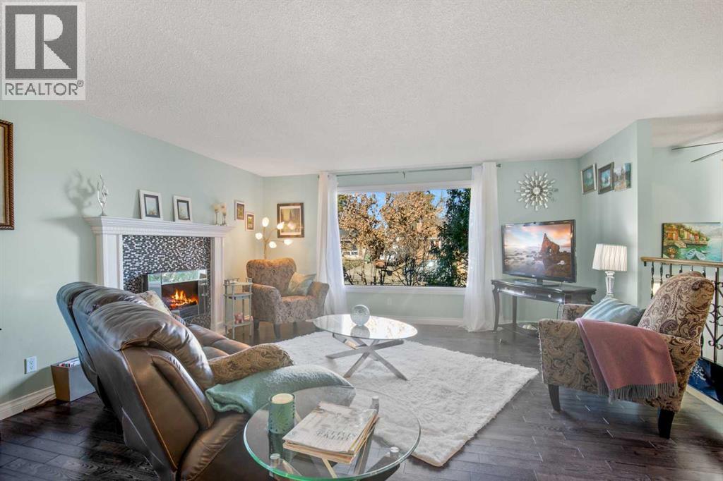 5709 55th Avenue, Lacombe, Alberta  T4L 1L8 - Photo 5 - A2268686