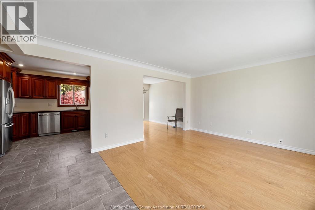 254 Grace, Tecumseh, Ontario N8N 2G7 - Photo 22 - 25028084