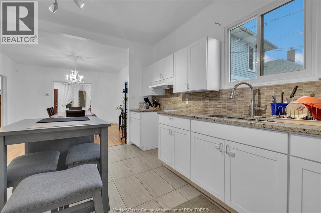 960 Lincoln, Windsor, Ontario N8Y 2H2 - Photo 7 - 25028088