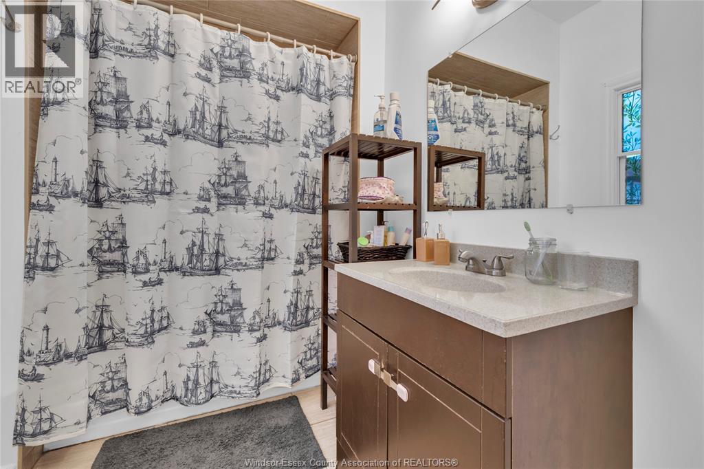 960 Lincoln, Windsor, Ontario N8Y 2H2 - Photo 16 - 25028088