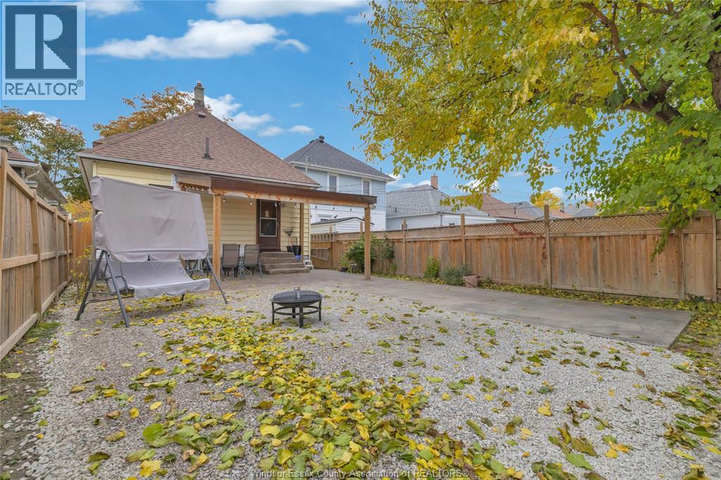 960 Lincoln, Windsor, Ontario N8Y 2H2 - Photo 29 - 25028088