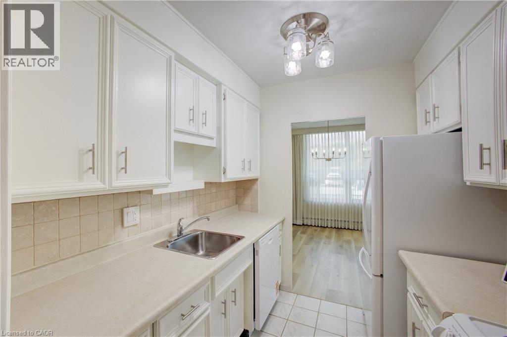 45 Westmount Road N Unit# 103, Waterloo, Ontario  N2L 2R3 - Photo 8 - 40753120