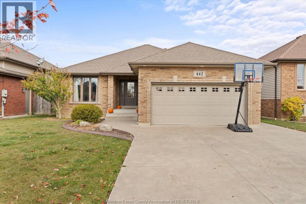 442 WELSH, amherstburg, Ontario