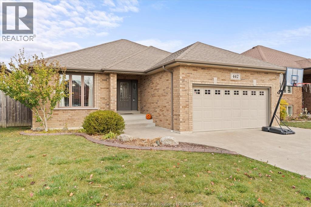 442 Welsh, Amherstburg, Ontario N9V 0C1 - Photo 3 - 25028096