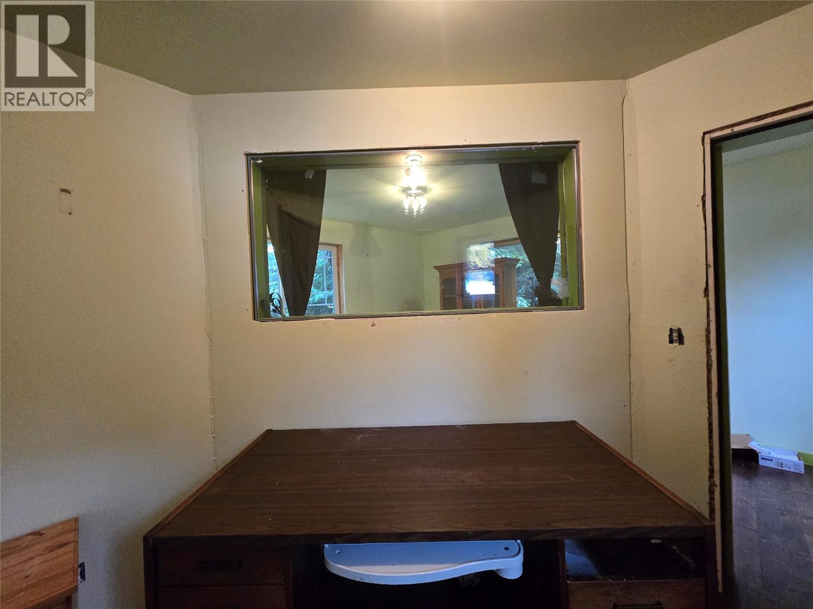 6654 Zeeben Road, Ymir, British Columbia  V0G 2K0 - Photo 24 - 10367282