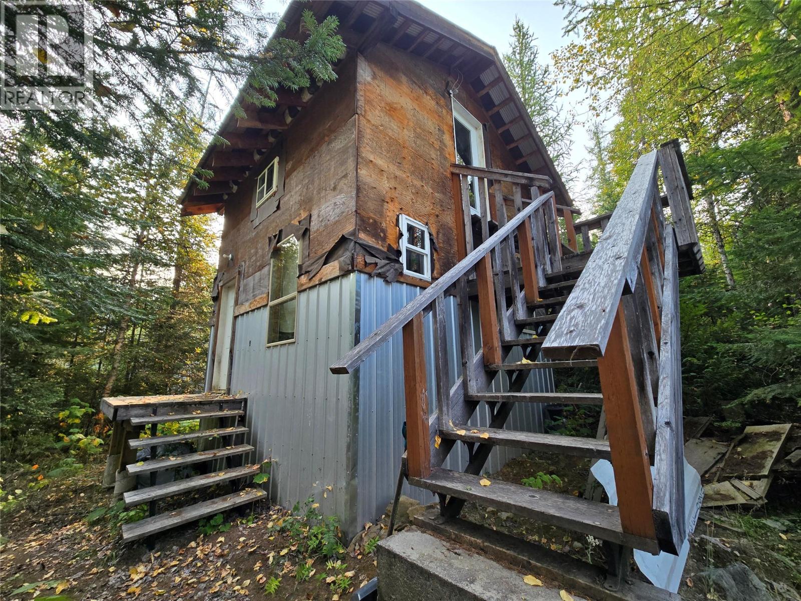 6654 Zeeben Road, Ymir, British Columbia  V0G 2K0 - Photo 18 - 10367282