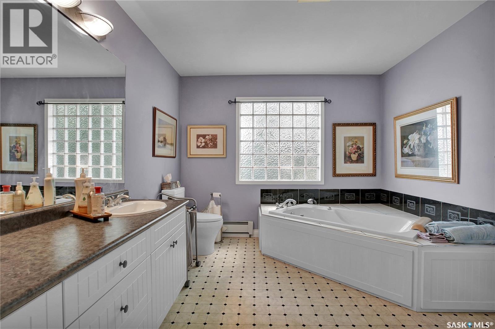 111 4th Street N, Wakaw, Saskatchewan  S0K 4P0 - Photo 20 - SK022468