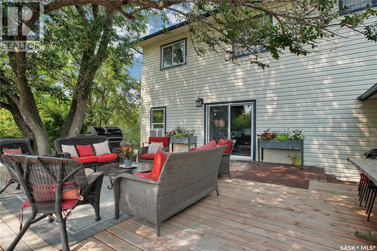 111 4th Street N, Wakaw, Saskatchewan  S0K 4P0 - Photo 35 - SK022468