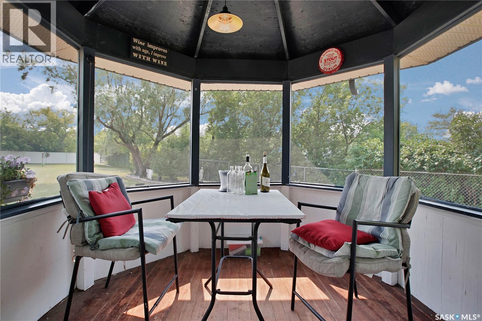 111 4th Street N, Wakaw, Saskatchewan  S0K 4P0 - Photo 36 - SK022468