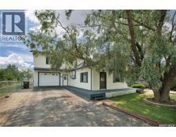 111 4th Street N, Wakaw, Ca