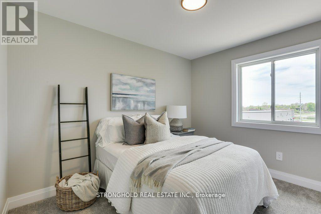 1776 Finley Crescent, London North, Ontario N6H 5M5 - Photo 21 - X12377583