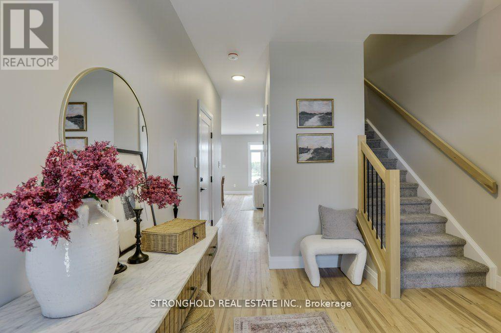 1770 Finley Crescent, London North, Ontario N6H 5M5 - Photo 19 - X12377587