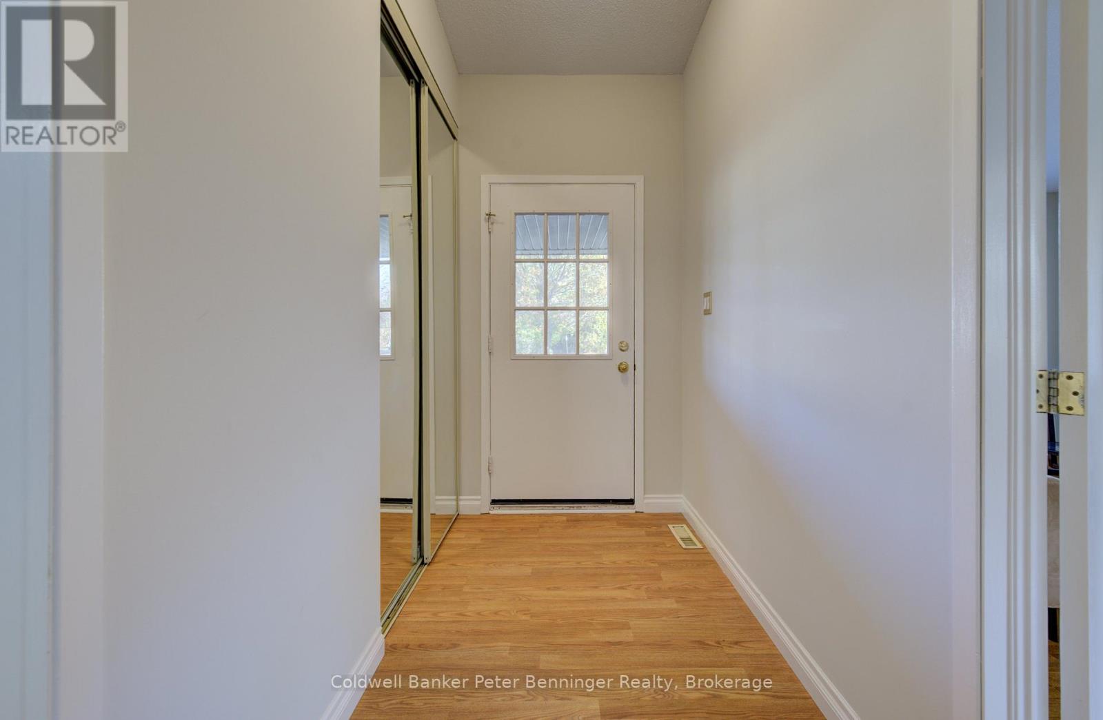 940 Elgin Street, Newmarket, Ontario L3Y 3C1 - Photo 13 - N12512360