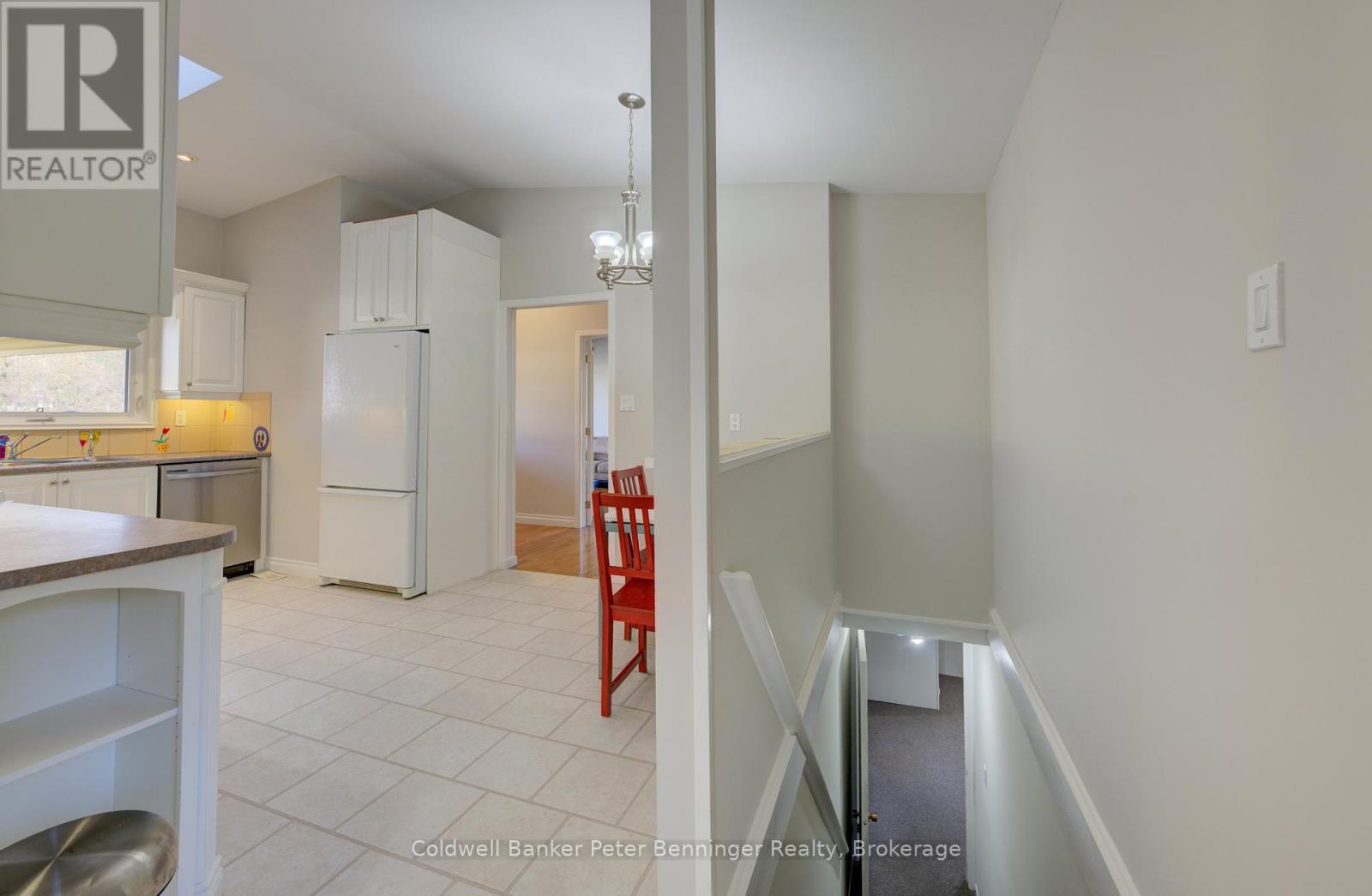 940 Elgin Street, Newmarket, Ontario L3Y 3C1 - Photo 19 - N12512360