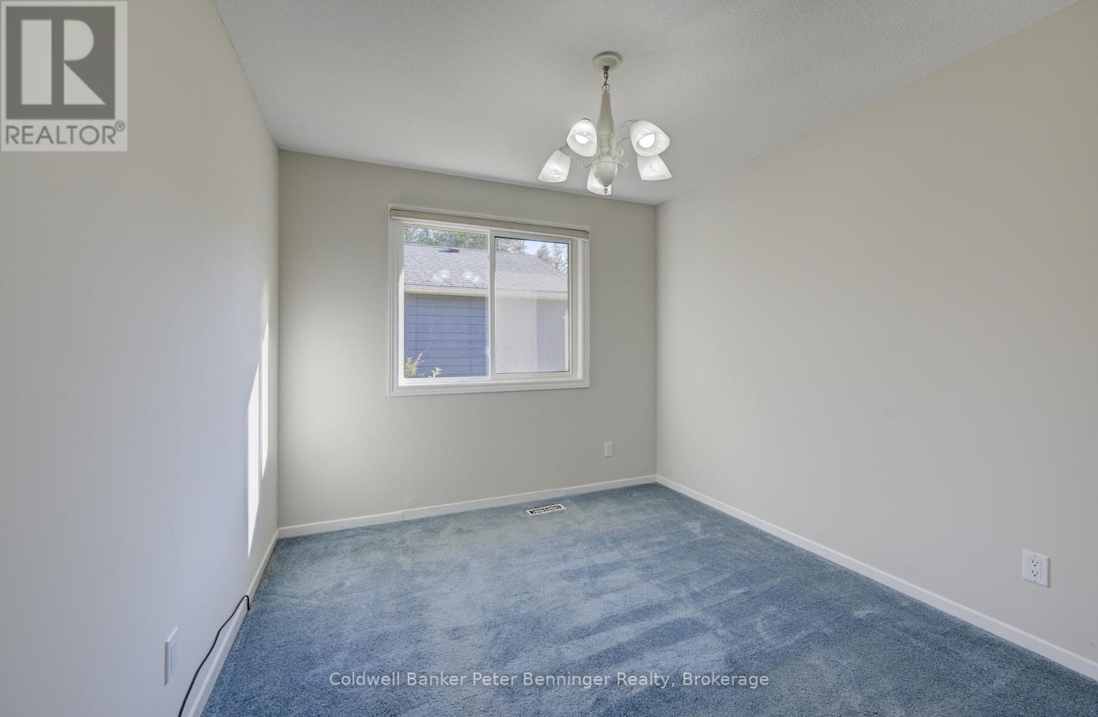 940 Elgin Street, Newmarket, Ontario L3Y 3C1 - Photo 28 - N12512360