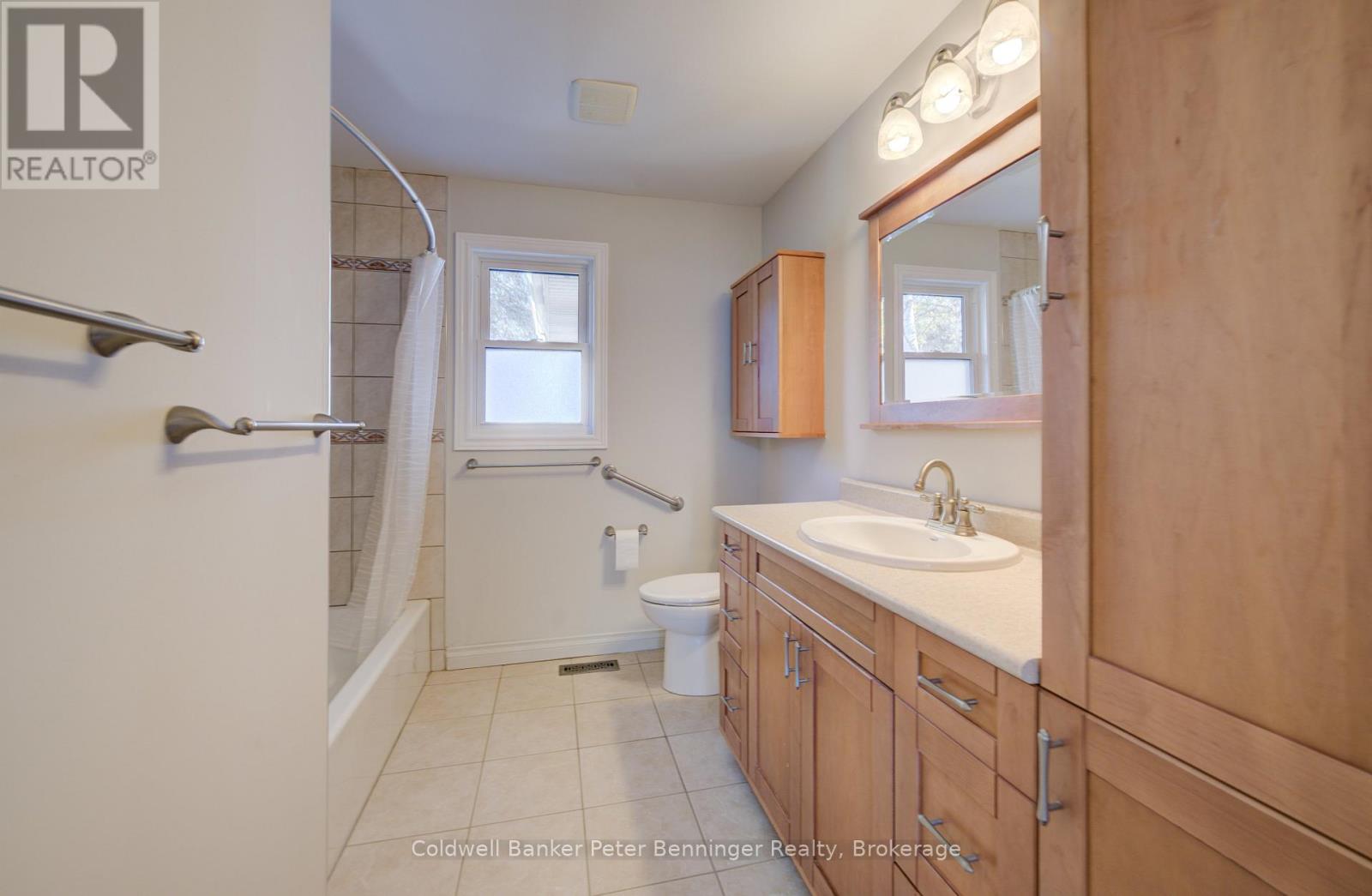 940 Elgin Street, Newmarket, Ontario L3Y 3C1 - Photo 29 - N12512360