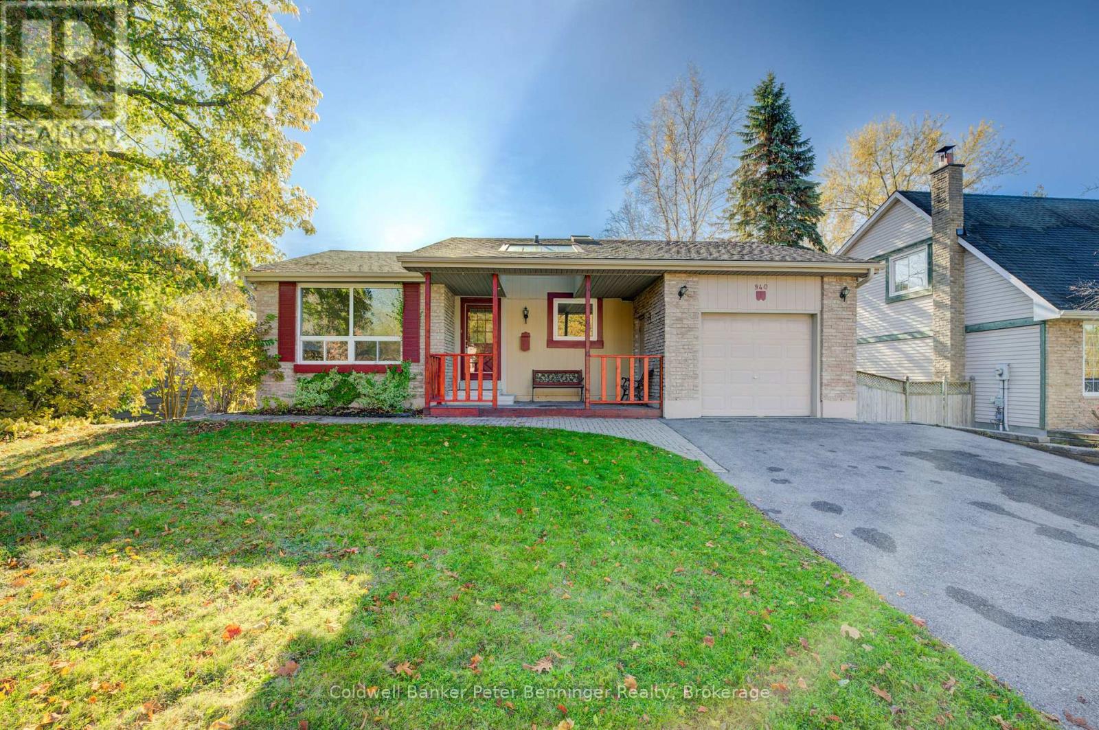 940 Elgin Street, Newmarket, Ontario L3Y 3C1 - Photo 3 - N12512360