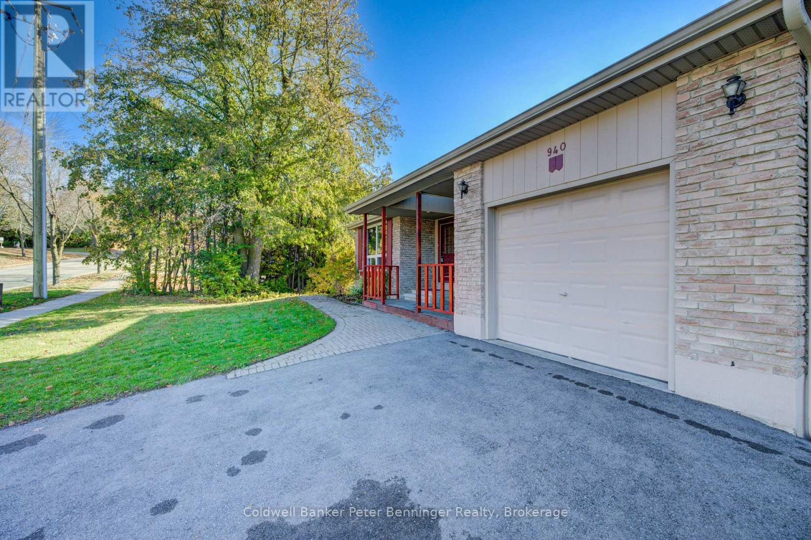 940 Elgin Street, Newmarket, Ontario L3Y 3C1 - Photo 5 - N12512360