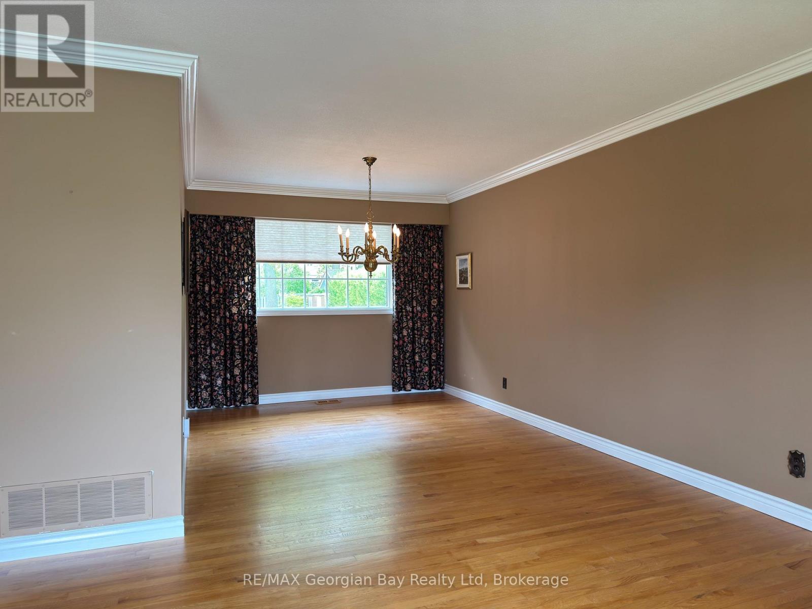 657 Manly Street, Midland, Ontario L4R 3G7 - Photo 17 - S12512356