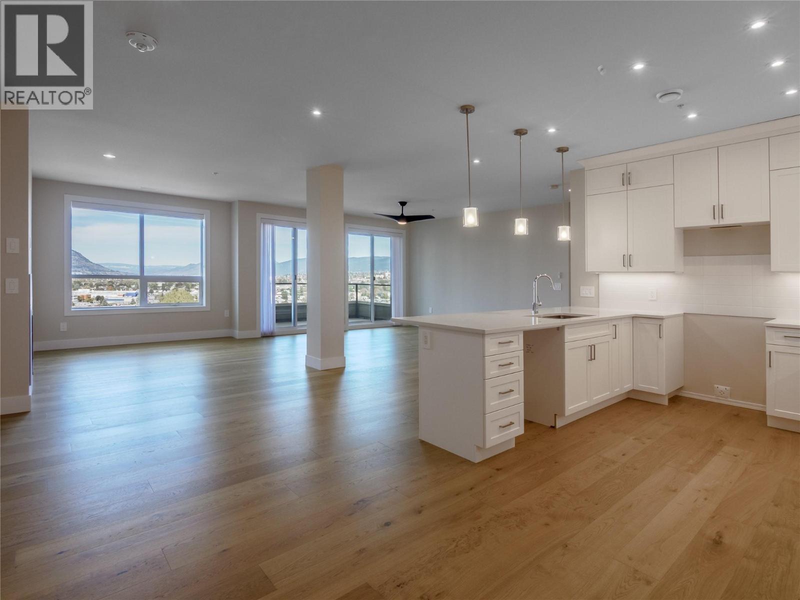 3362 SKAHA LAKE Road Unit# 1301, penticton, British Columbia