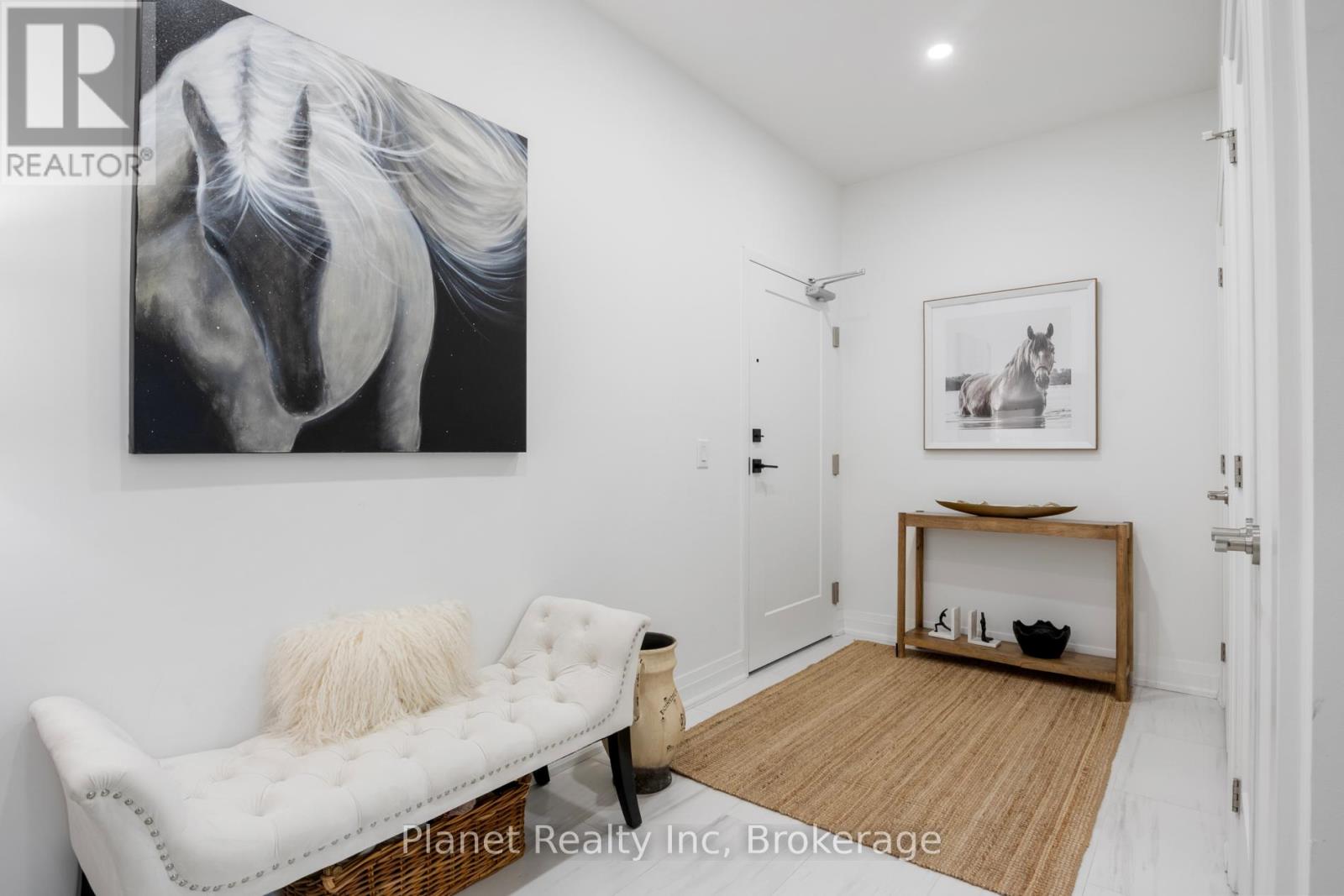 604 - 71 Wyndham Street S, Guelph, Ontario N1E 5R3 - Photo 4 - X12512446