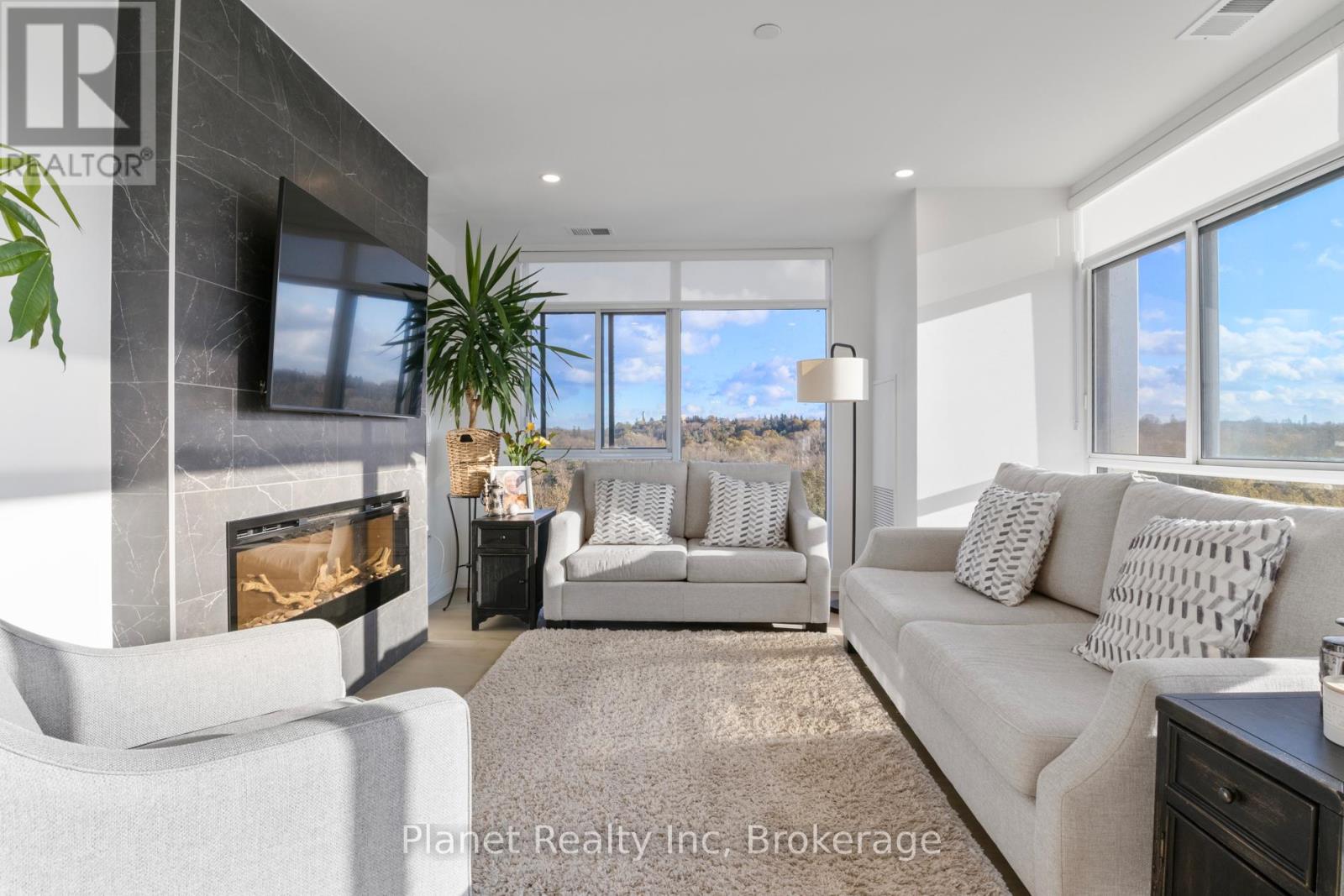 604 - 71 Wyndham Street S, Guelph, Ontario N1E 5R3 - Photo 5 - X12512446