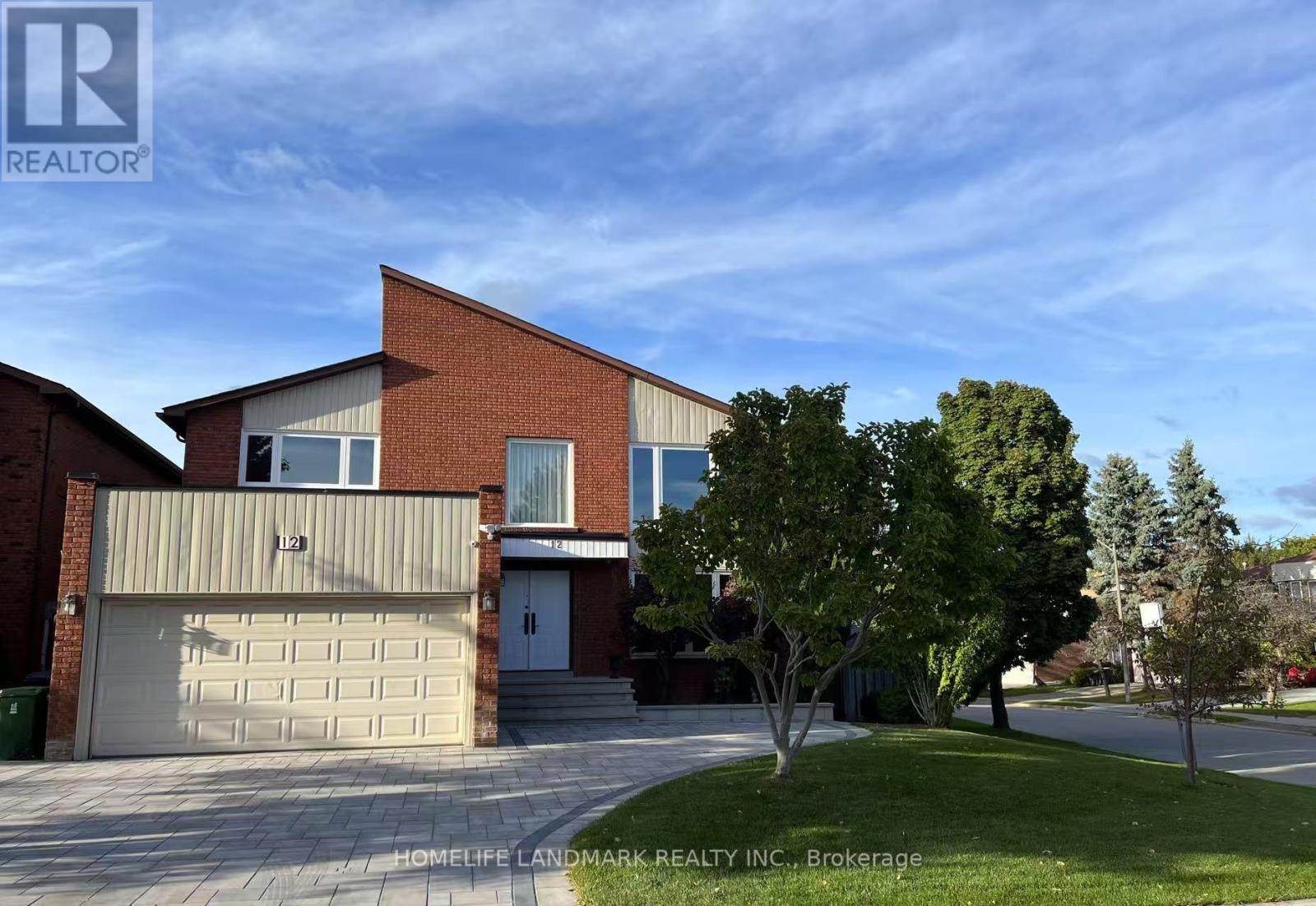12 CLARINDA DRIVE, Toronto, Ontario