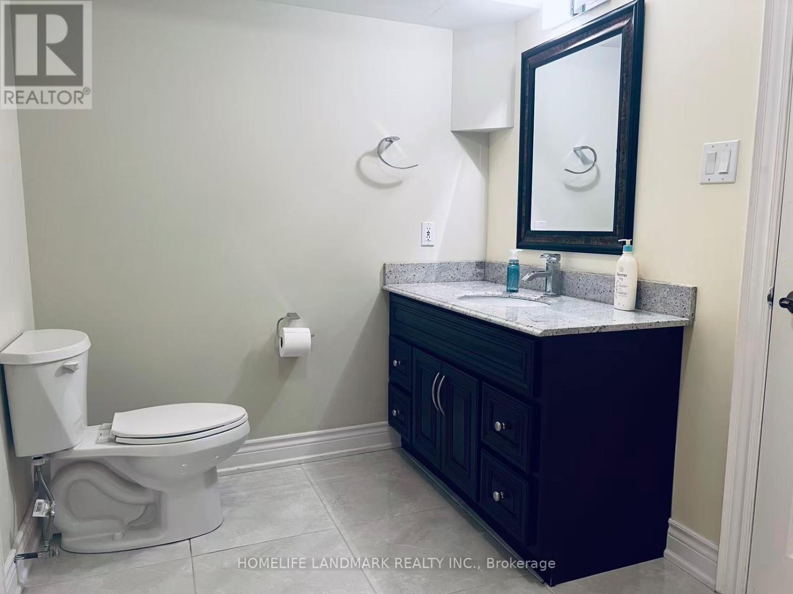 12 Clarinda Drive, Toronto, Ontario  M2K 2W7 - Photo 20 - C12512232