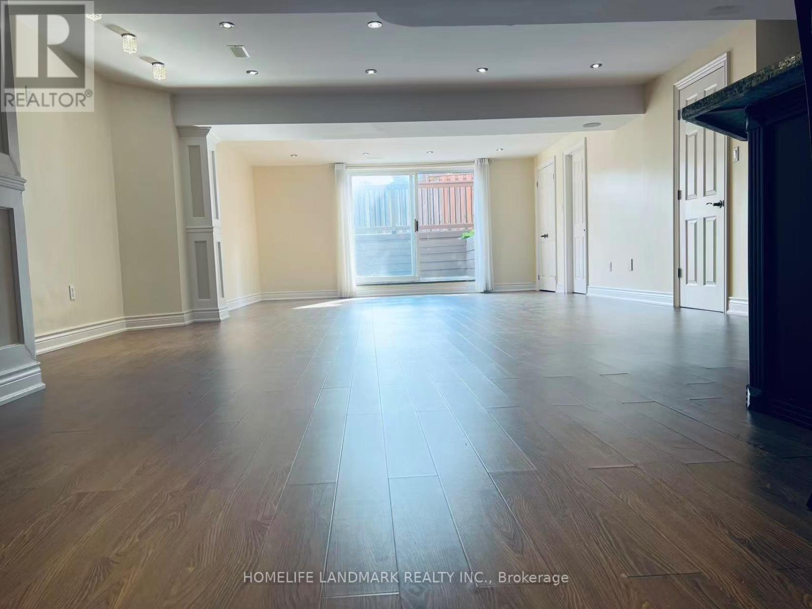 12 Clarinda Drive, Toronto, Ontario  M2K 2W7 - Photo 22 - C12512232