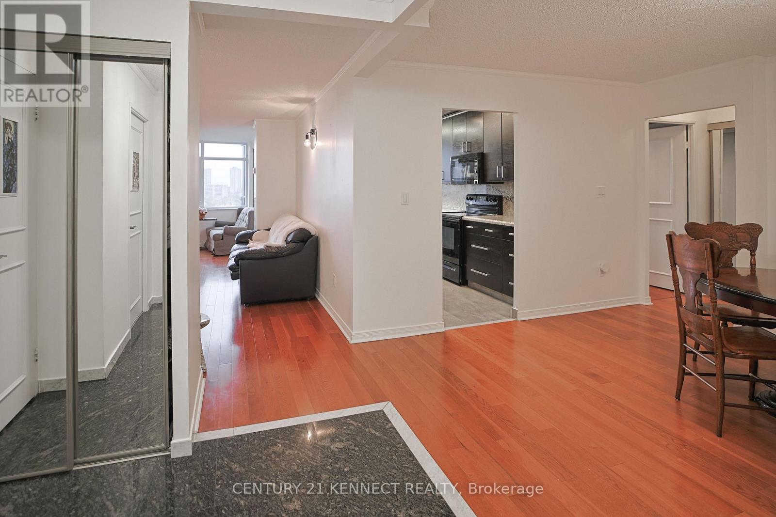 1006 - 90 Fisherville Road, Toronto, Ontario  M2R 3J9 - Photo 17 - C12512246