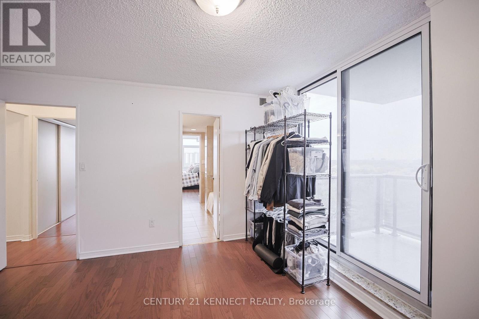 1006 - 90 Fisherville Road, Toronto, Ontario  M2R 3J9 - Photo 24 - C12512246