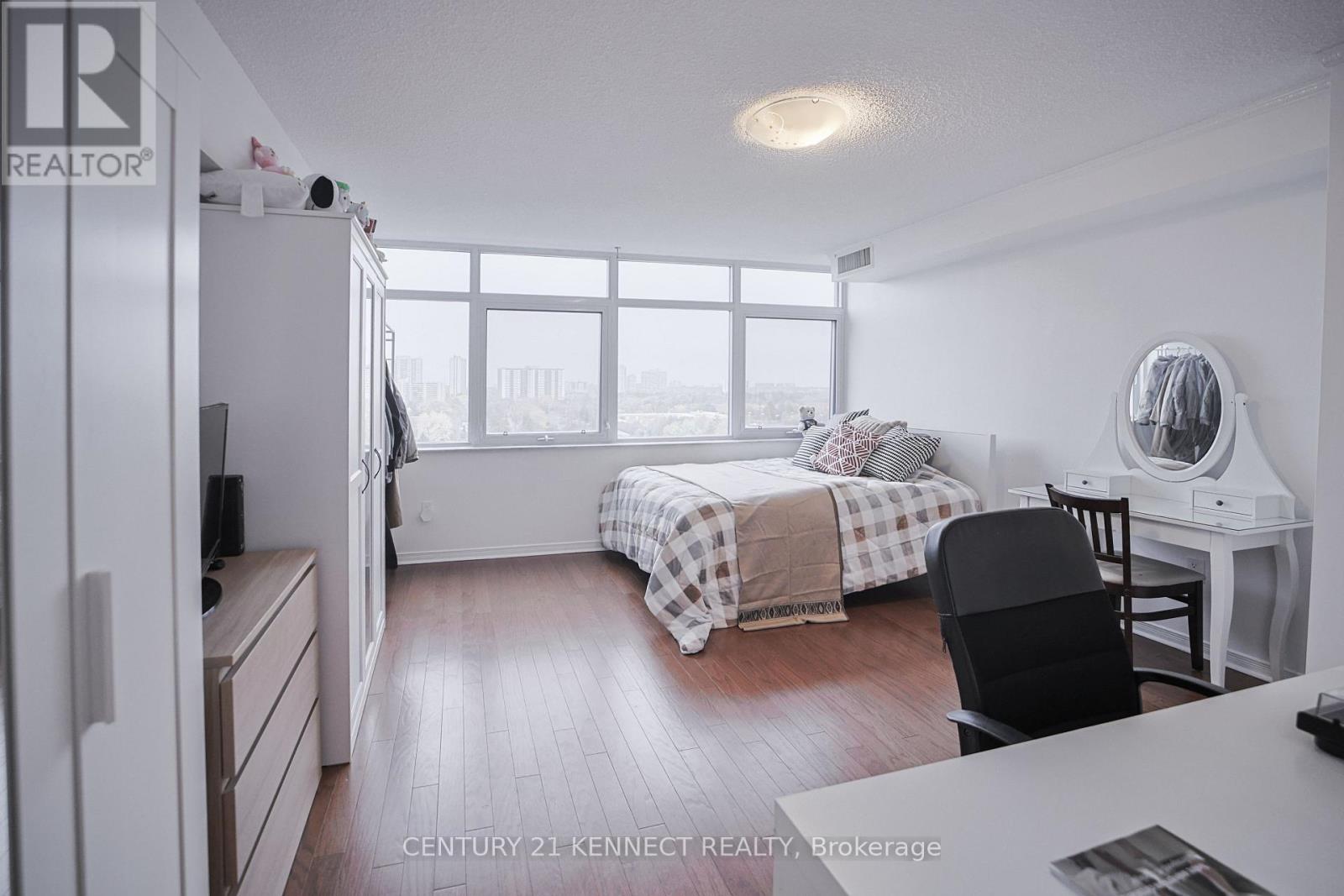 1006 - 90 Fisherville Road, Toronto, Ontario  M2R 3J9 - Photo 28 - C12512246