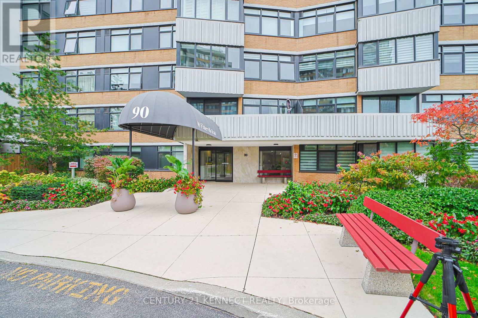 1006 - 90 Fisherville Road, Toronto, Ontario  M2R 3J9 - Photo 43 - C12512246