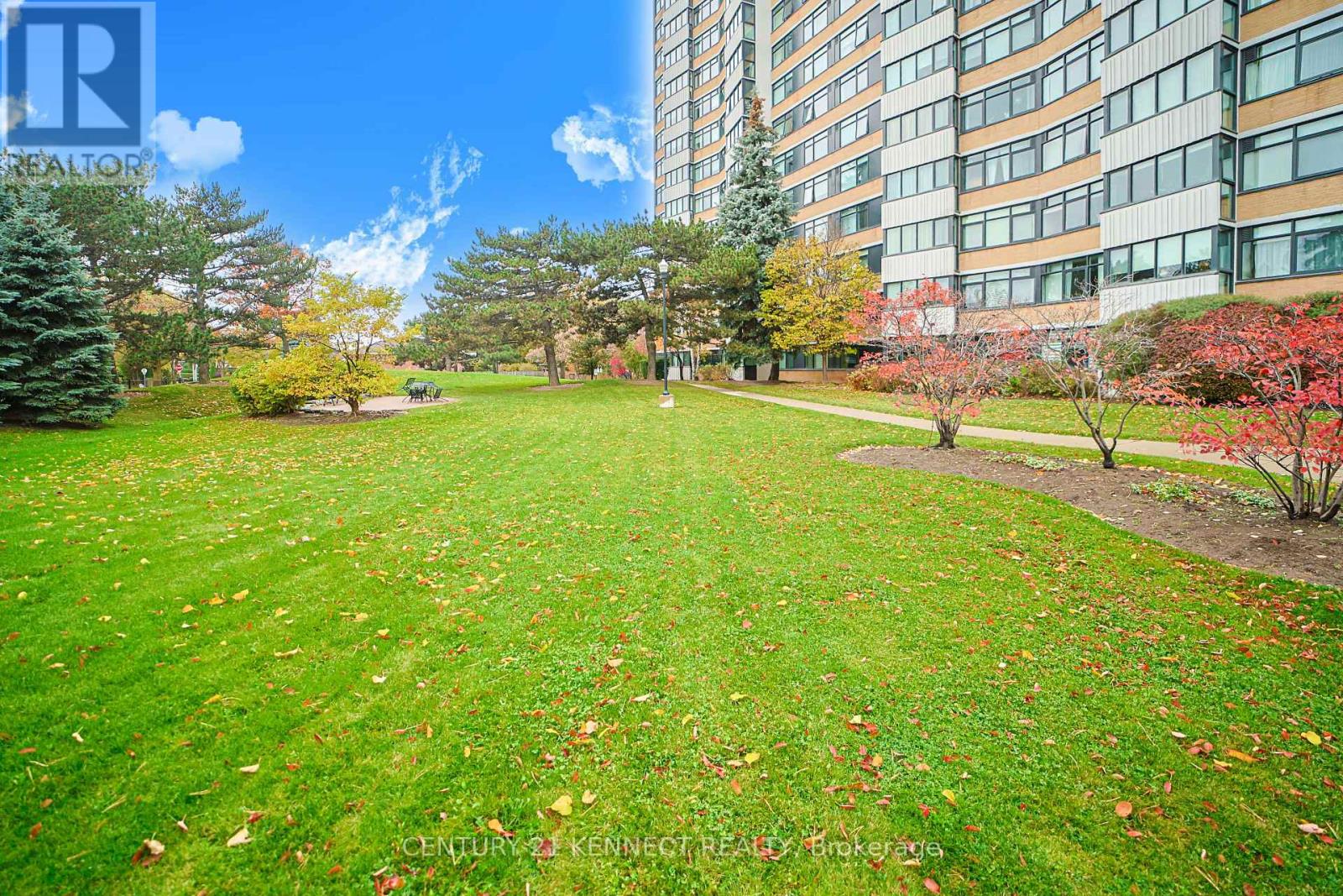 1006 - 90 Fisherville Road, Toronto, Ontario  M2R 3J9 - Photo 45 - C12512246