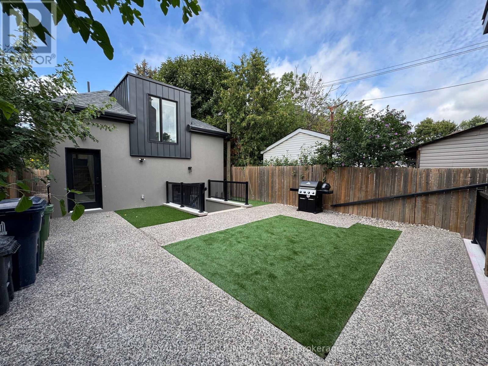 B - 696 Winona Drive, Toronto, Ontario  M6C 3V9 - Photo 7 - C12512254